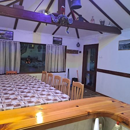 Guest House Lorian Madzhare Exterior foto
