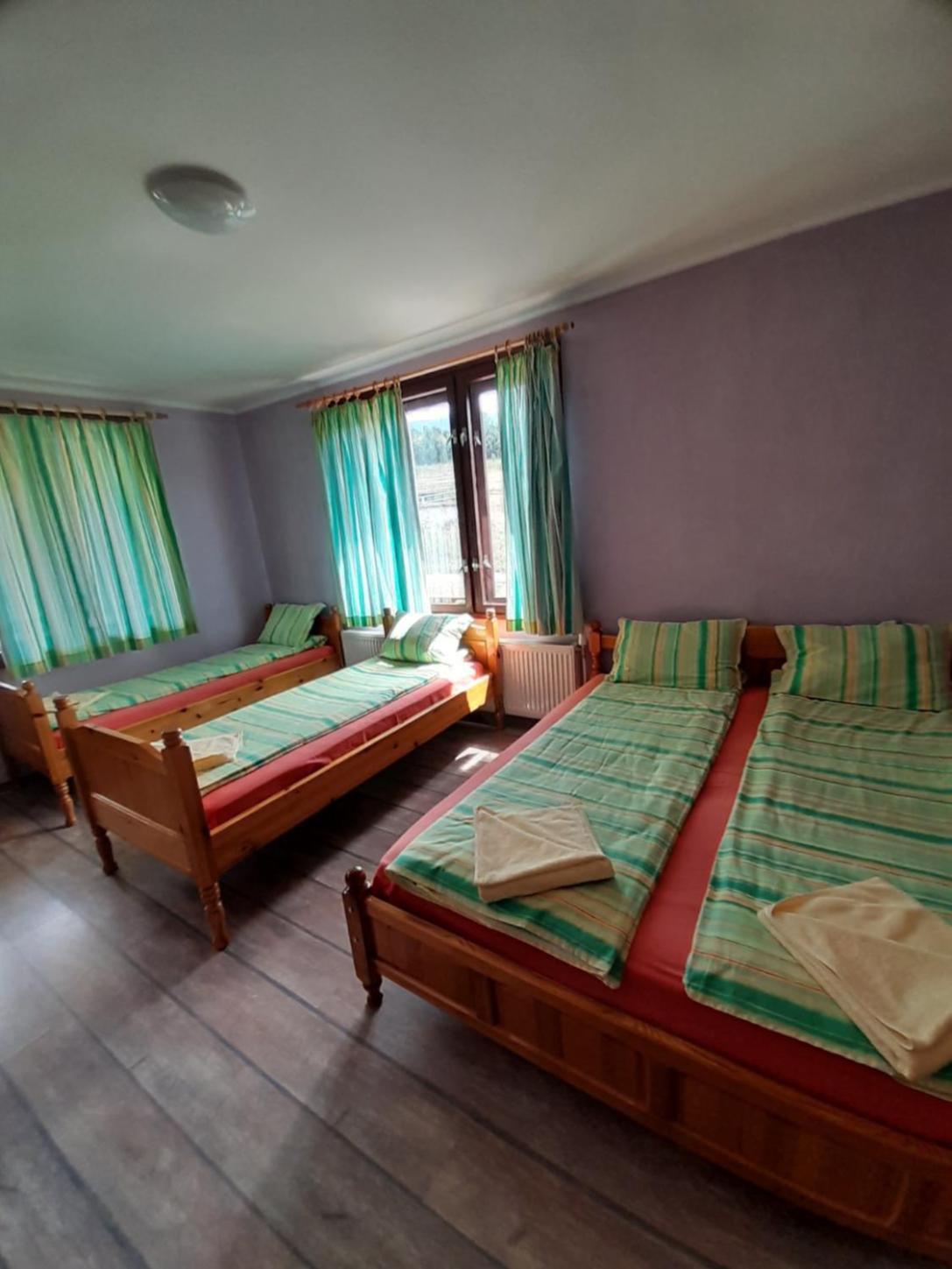 Guest House Lorian Madzhare Exterior foto